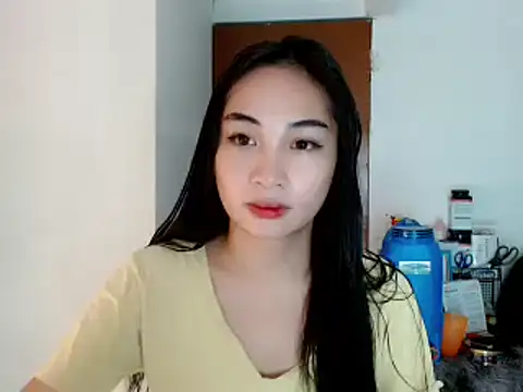 SweetLilly 18 online show from 01/02/25, 11:31