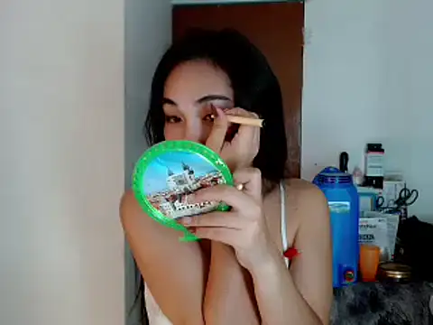 SweetLilly 18 online show from 01/03/25, 04:16