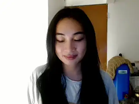 SweetLilly 18 online show from 01/07/25, 02:19