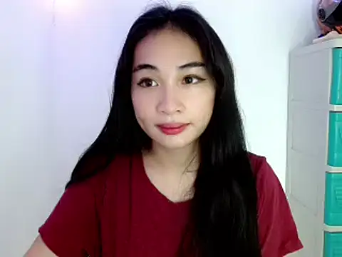 SweetLilly 18 online show from 02/07/25, 03:34