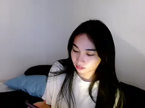 SweetLilly 18 online show from 03/04/25, 04:17