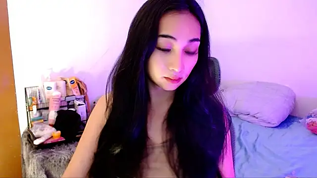 SweetLilly 18 online show from 10/25/25, 02:19