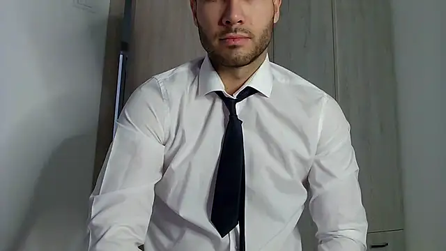 Snapshot of Justynn1 chatting on 12/31/24, 07:31 Justynn1 online show from 12/31/24, 07:31