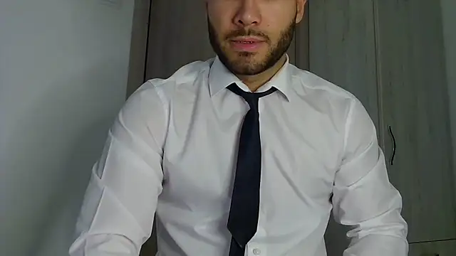 Snapshot of Justynn1 chatting on 04/20/26, 04:59 Justynn1 online show from 04/20/26, 04:59