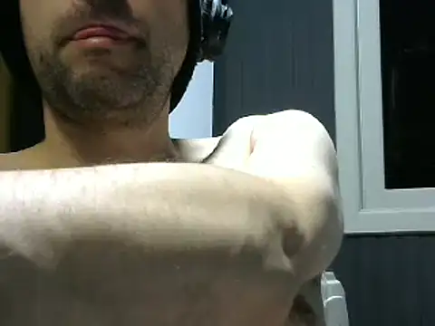 gauchors20 online show from 02/21/25, 02:28