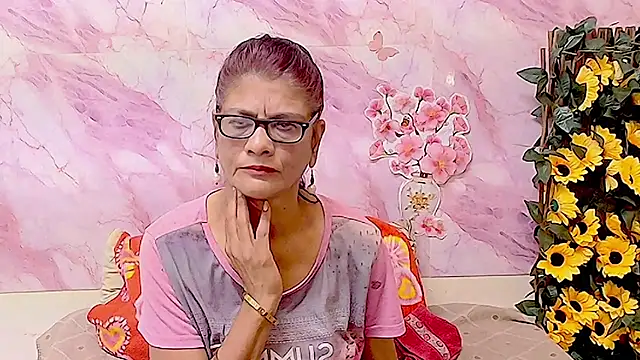 IndianAllure online show from 01/19/26, 05:44