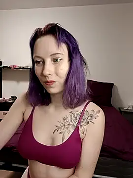 Frost foxy online show from 12/13/24, 10:41