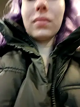 Frost foxy online show from 02/12/25, 06:40