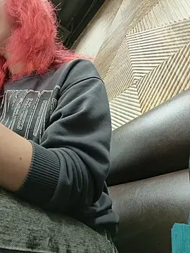 Frost foxy online show from 11/23/25, 02:55