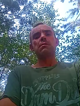 Snapshot of pavel858@xh chatting on 07/15/26, 03:06 pavel858xh online show from 07/15/26, 03:06