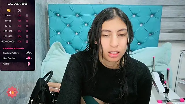 MAARYMOON online show from 11/28/25, 11:13