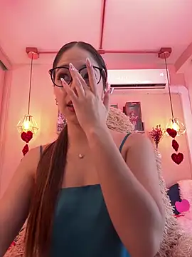 Zoe Bae online show from 02/19/25, 12:25