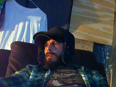 Snapshot of Sitonmyface2020@xh chatting on 10/29/25, 01:08 Sitonmyface2020xh online show from 10/29/25, 01:08