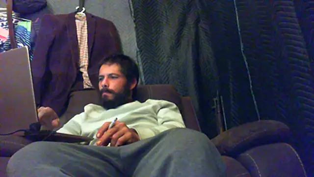 Snapshot of Sitonmyface2020@xh chatting on 11/11/25, 07:19 Sitonmyface2020xh online show from 11/11/25, 07:19