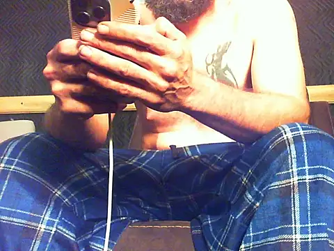 Snapshot of Sitonmyface2020@xh chatting on 11/20/25, 06:24 Sitonmyface2020xh online show from 11/20/25, 06:24