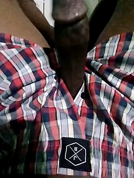Snapshot of Thato09024573 chatting on 05/03/26, 03:40 Thato09024573 online show from 05/03/26, 03:40