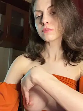 Snapshot of MissAnuta chatting on 11/01/25, 02:46 MissAnuta online show from 11/01/25, 02:46