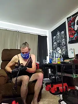 Snapshot of jjdirty6996 chatting on 01/01/25, 05:55 jjdirty6996 online show from 01/01/25, 05:55