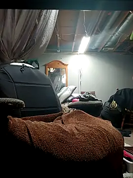 Snapshot of jjdirty6996 chatting on 10/15/25, 11:49 jjdirty6996 online show from 10/15/25, 11:49