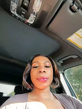 Snapshot of Belle___ chatting on 03/01/26, 03:14 Belle online show from 03/01/26, 03:14