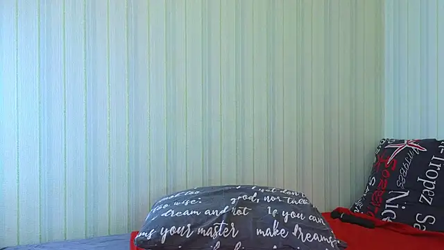 Snapshot of _Lily_ chatting on 12/09/24, 12:08  Lily  online show from 12/09/24, 12:08