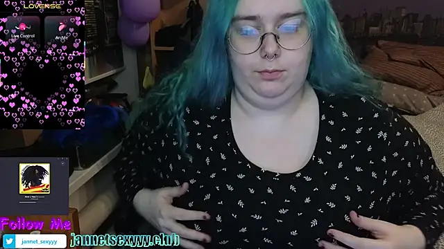 JannetPie online show from 03/18/25, 08:37