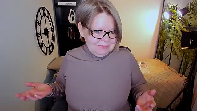 Shannonshine online show from 05/08/26, 05:24