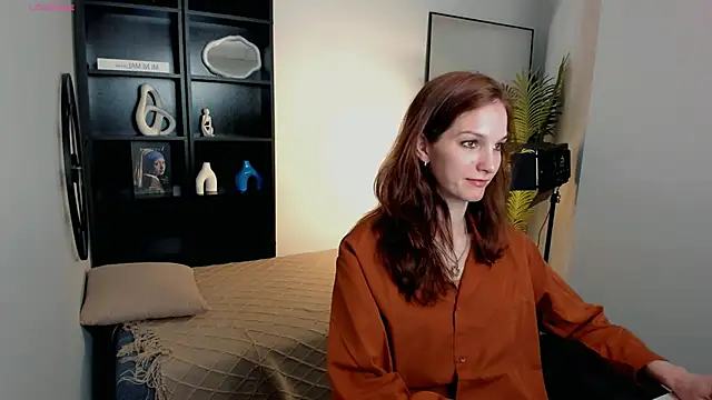 MirandaGlow online show from 05/03/26, 05:46