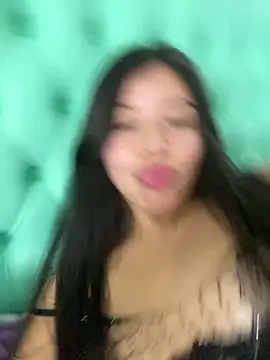 Snapshot of DulceAngelica chatting on 04/04/26, 04:44 DulceAngelica online show from 04/04/26, 04:44