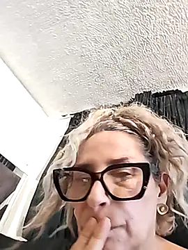 Lossexycacha online show from 11/29/25, 10:24