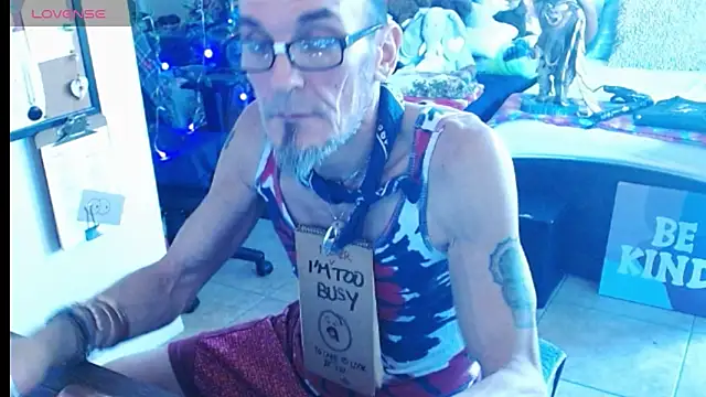 Snapshot of mycock2474u chatting on 03/16/25, 12:45 mycock2474u online show from 03/16/25, 12:45