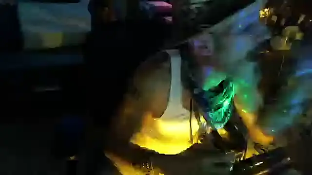 Snapshot of mycock2474u chatting on 09/29/25, 12:10 mycock2474u online show from 09/29/25, 12:10