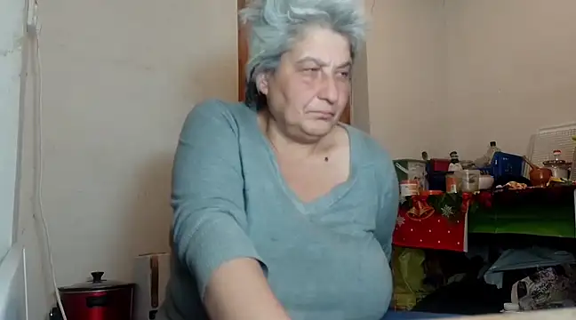 Snapshot of ExquisiteMature chatting on 01/18/25, 04:04 ExquisiteMature online show from 01/18/25, 04:04