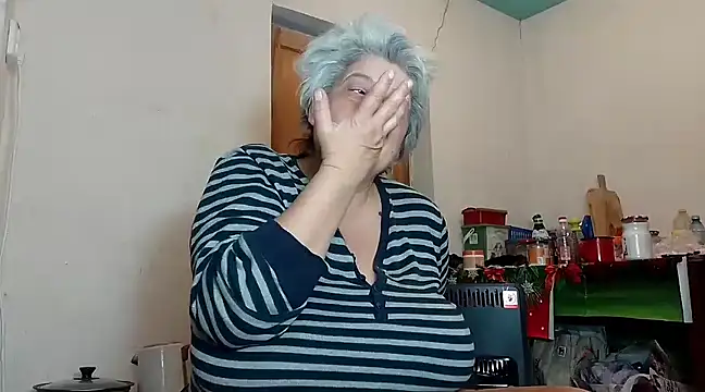 Snapshot of ExquisiteMature chatting on 01/25/25, 06:13 ExquisiteMature online show from 01/25/25, 06:13