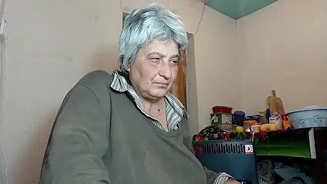 Snapshot of ExquisiteMature chatting on 02/07/25, 09:04 ExquisiteMature online show from 02/07/25, 09:04