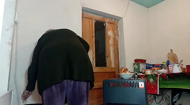 Snapshot of ExquisiteMature chatting on 02/09/25, 05:11 ExquisiteMature online show from 02/09/25, 05:11