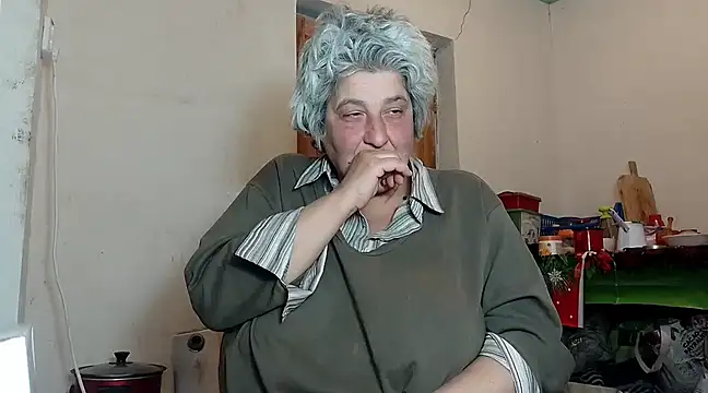 Snapshot of ExquisiteMature chatting on 02/10/25, 05:41 ExquisiteMature online show from 02/10/25, 05:41