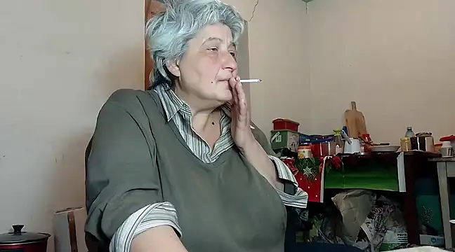 Snapshot of ExquisiteMature chatting on 02/11/25, 02:57 ExquisiteMature online show from 02/11/25, 02:57