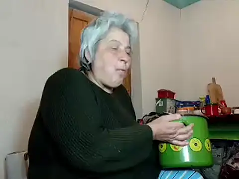 Snapshot of ExquisiteMature chatting on 02/13/25, 05:01 ExquisiteMature online show from 02/13/25, 05:01