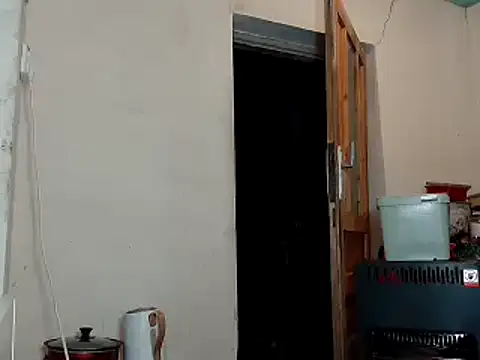 Snapshot of ExquisiteMature chatting on 02/16/25, 08:44 ExquisiteMature online show from 02/16/25, 08:44