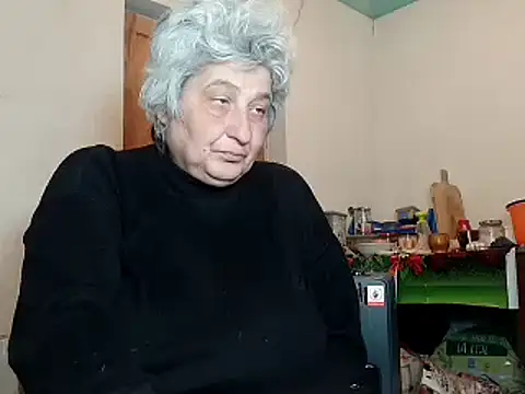 Snapshot of ExquisiteMature chatting on 02/19/25, 12:55 ExquisiteMature online show from 02/19/25, 12:55