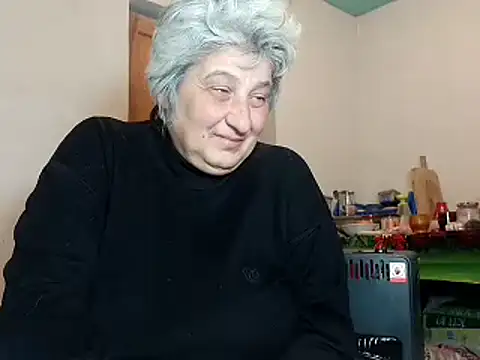 Snapshot of ExquisiteMature chatting on 02/19/25, 04:00 ExquisiteMature online show from 02/19/25, 04:00