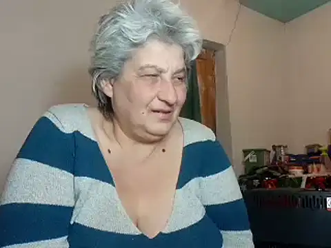 Snapshot of ExquisiteMature chatting on 02/22/25, 08:07 ExquisiteMature online show from 02/22/25, 08:07