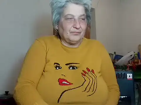 Snapshot of ExquisiteMature chatting on 02/24/25, 12:20 ExquisiteMature online show from 02/24/25, 12:20