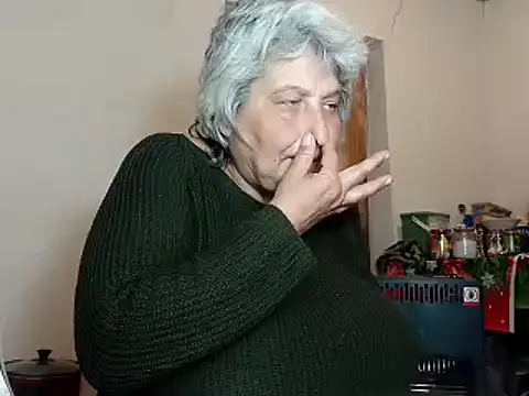 Snapshot of ExquisiteMature chatting on 03/14/25, 04:43 ExquisiteMature online show from 03/14/25, 04:43