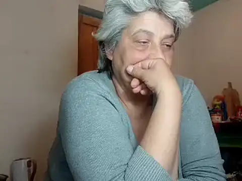 Snapshot of ExquisiteMature chatting on 03/15/25, 03:06 ExquisiteMature online show from 03/15/25, 03:06