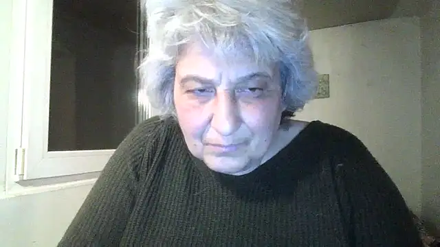Snapshot of ExquisiteMature chatting on 04/05/26, 07:44 ExquisiteMature online show from 04/05/26, 07:44