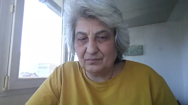 Snapshot of ExquisiteMature chatting on 04/06/26, 10:16 ExquisiteMature online show from 04/06/26, 10:16