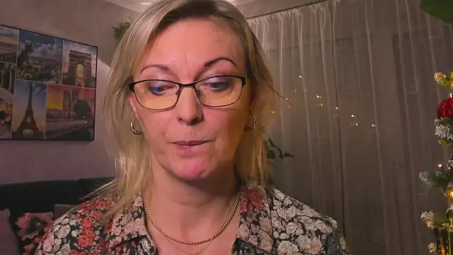 vanessa chat online show from 01/09/25, 05:22