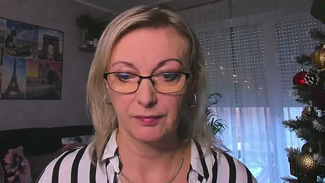 vanessa chat online show from 01/12/25, 02:30